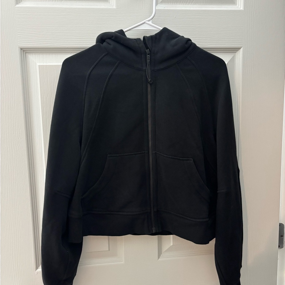 Lululemon Black Scuba